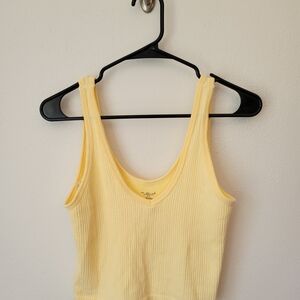 NWT Butter Yellow Urban Outfitters, Out from Under, Seamless Tank Size XL